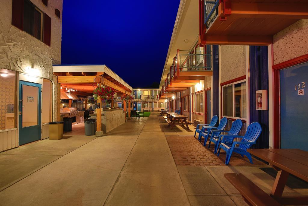 Bowmont Motel Penticton Bagian luar foto